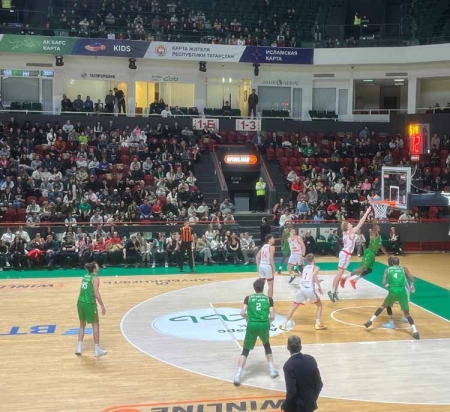 Казань перебаскетболила Москву