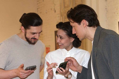 Отцы и дети – премьера «Сын» (16+) в театре Ермоловой