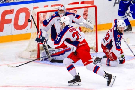 Столичное хоккейное дерби в пользу армейцев