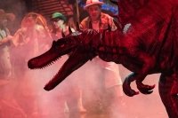 «Сафари с динозаврами» на сцене Театра Эстрады