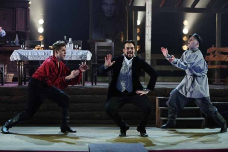 Премьерный показ спектакля «На бойком месте» (16+) по одноименной комедии Островского