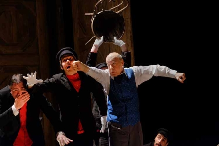 «Тонкий троллинг Островского» - спектакль «Сердце не камень» в театре «Et Cetera» Калягина