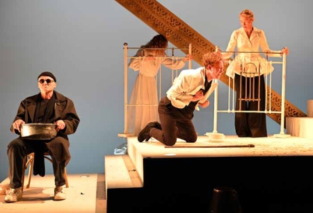 «Грех да беда на кого не живет» Островского в постановке Брусникиной