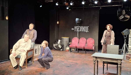 «Лир во время чумы» (16+) в филиале театра Пушкина