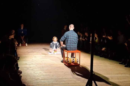 «Восьмиклассница» (16+) – премьера в Маяковке