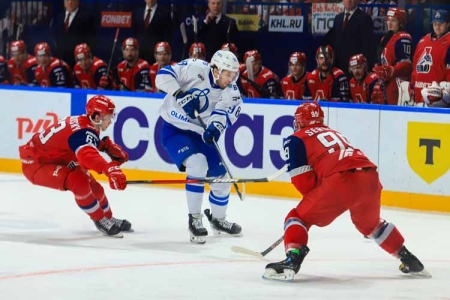 Динамовцы Москвы проигрывают в Ярославле