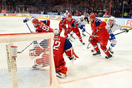 Динамовцы Москвы проигрывают в Ярославле