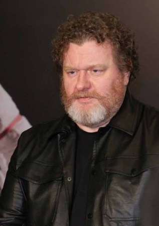 «Попытка что-то изменить, попытка менять и крах этой попытки»