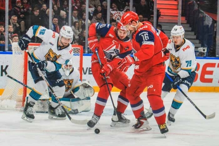 Хоккейные матчи в Москве и Ярославле