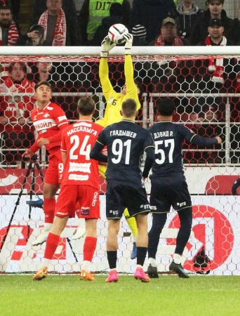 «Левый» пенальти для «Зенита» и пиррова победа «Спартака»