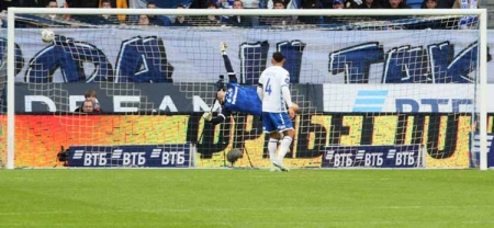 Динамовцы «забыли» выйти на игру с зенитовцами