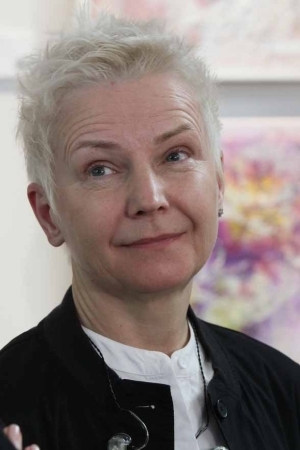 Лучшая актриса страны открыла персональную выставку в День Рождения