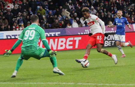 Спартаковские болельщики явно лучше красно-белых футболистов