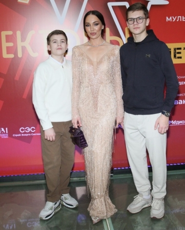 Музыка и свет эпохи