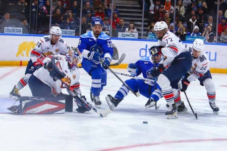 «Динамо» сильнее «сталеваров»