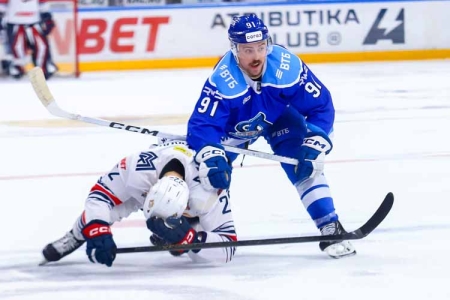 «Динамо» сильнее «сталеваров»