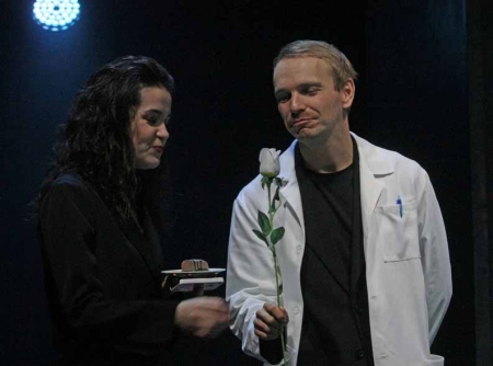 И снова о любви - спектакль «Ближе» (18+) в Театре Ермоловой