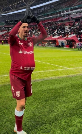 Три футбольных матча в день 8 марта