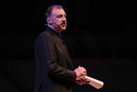 «Стихи и музыка, музыка и стихи - стержень, на который называется всё остальное»