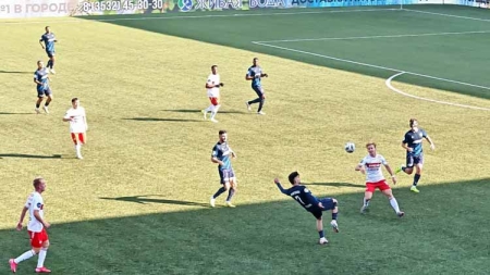 Динамовцы «забыли» выйти на игру с зенитовцами