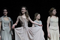 «Пусть будет именно такая любовь, которая стоит всей жизни»