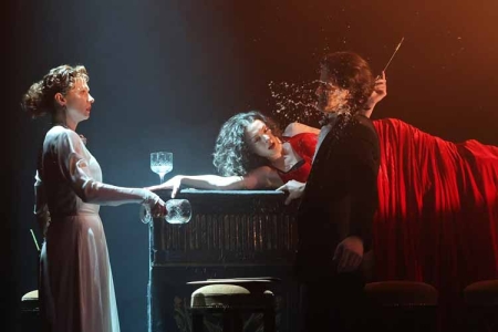 Ода Любви, которая живёт, пока хоть в ком-то живут воспоминания о ней…