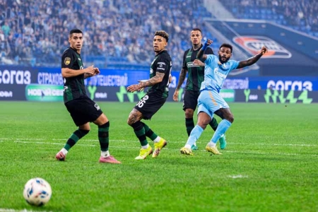 Три футбольных матча в День космонавтики