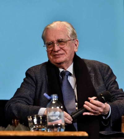 «Мое хобби - директор Эрмитажа, а профессия – арабист»