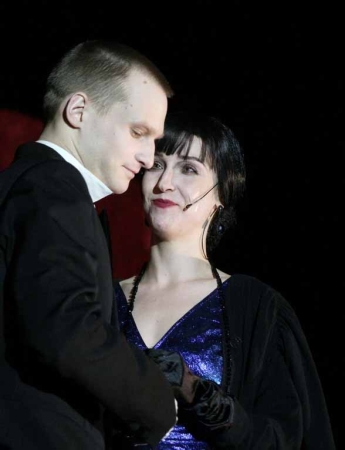 «Вольная трактовка» питерской «Бродячей собаки»