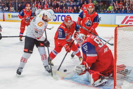 «Авангард» и во второй встрече одержал победу в Ярославле