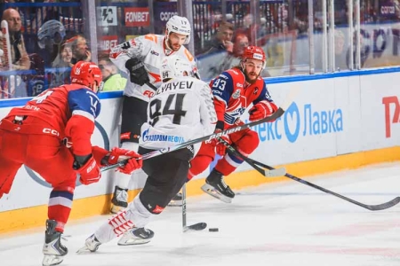 «Авангард» и во второй встрече одержал победу в Ярославле