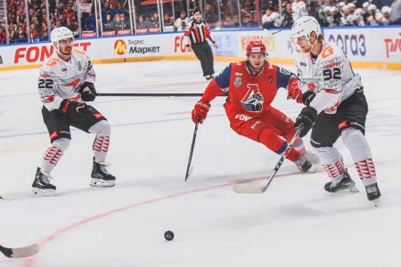 «Авангард» и во второй встрече одержал победу в Ярославле