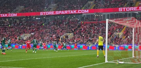 «Спартак» продолжает гонку за бронзой