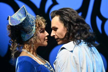 «Легендой о Паганини» - первая премьера Театра имени Вахтангова