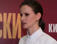 Леонид Ярмольник, Мария Аронова, Сергей Безруков и другие звезды на премьере комедии «Не по-детски»